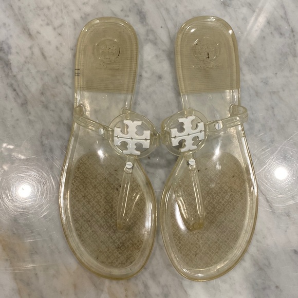 Shoes - Mini Miller Tory Burch jelly flip flops